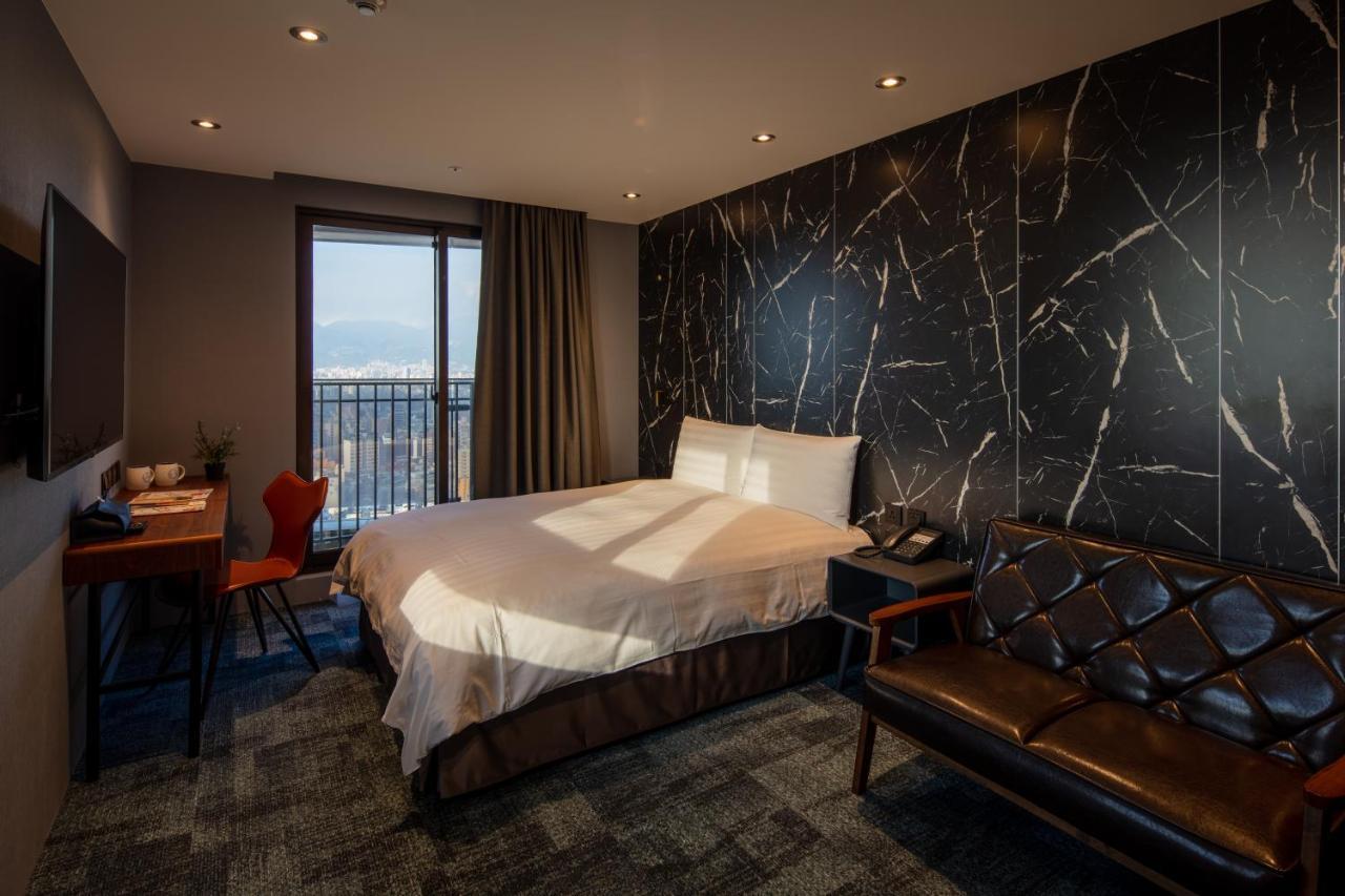 Roaders Plus Hotel - Taipei Station Quarto foto