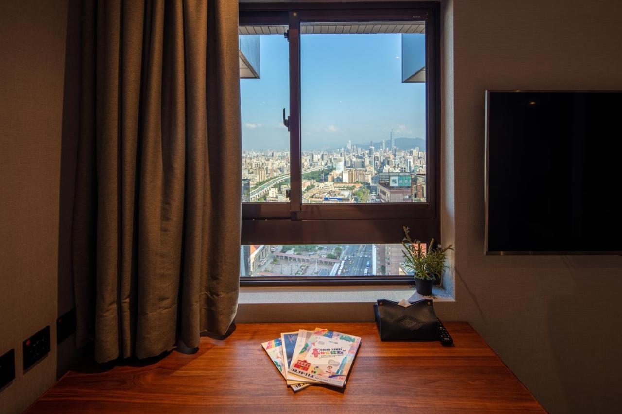 Roaders Plus Hotel - Taipei Station Quarto foto