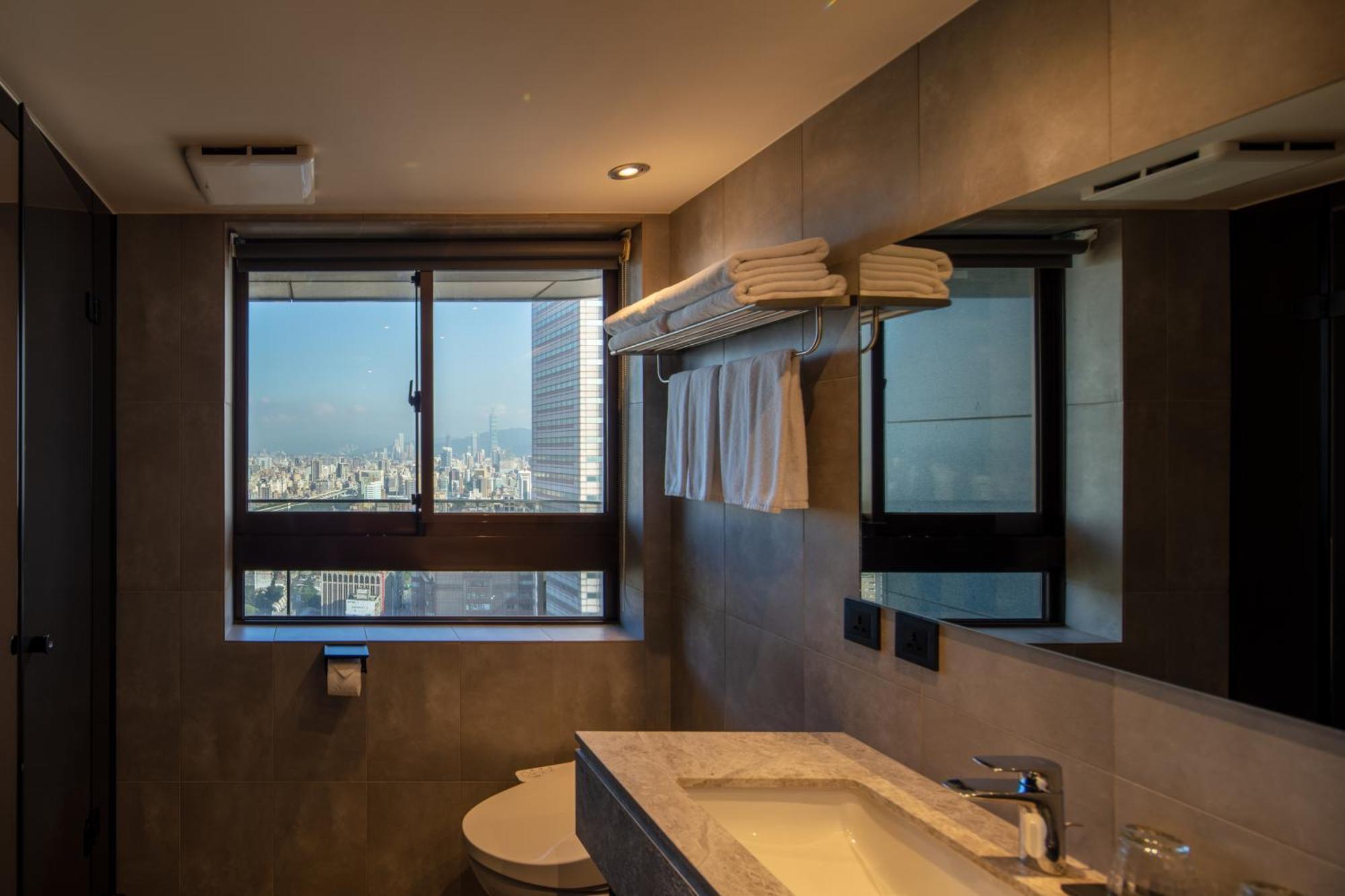 Roaders Plus Hotel - Taipei Station Quarto foto