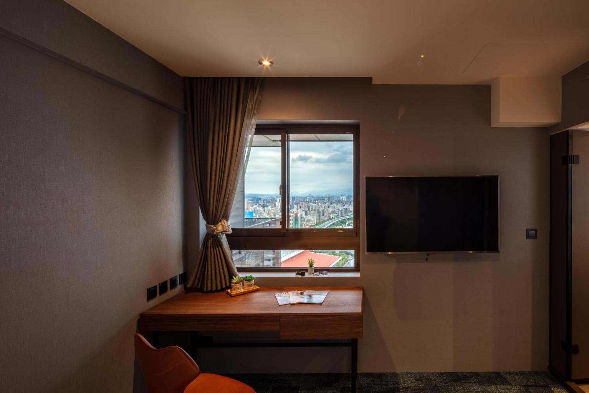 Roaders Plus Hotel - Taipei Station Quarto foto