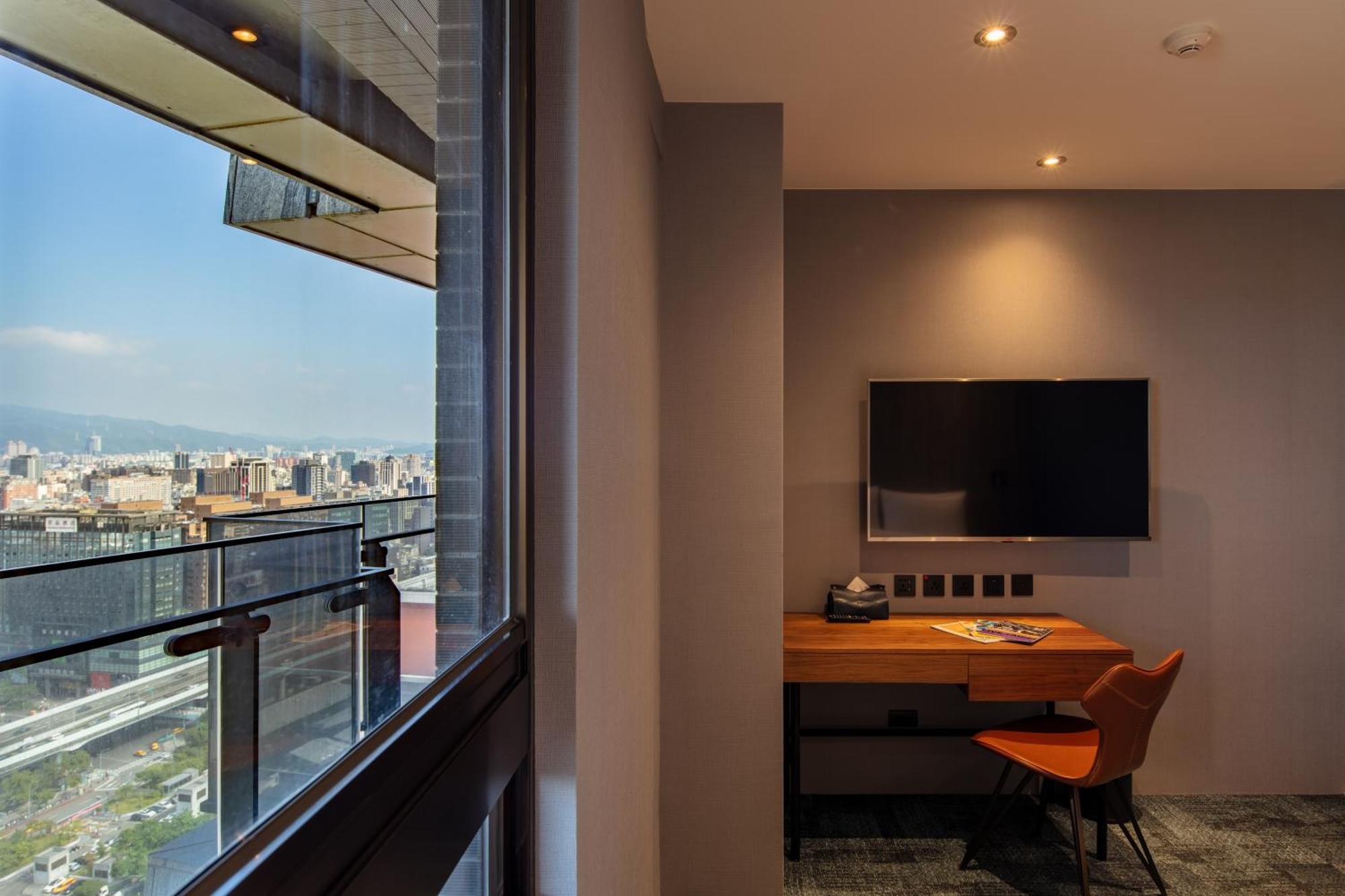 Roaders Plus Hotel - Taipei Station Quarto foto