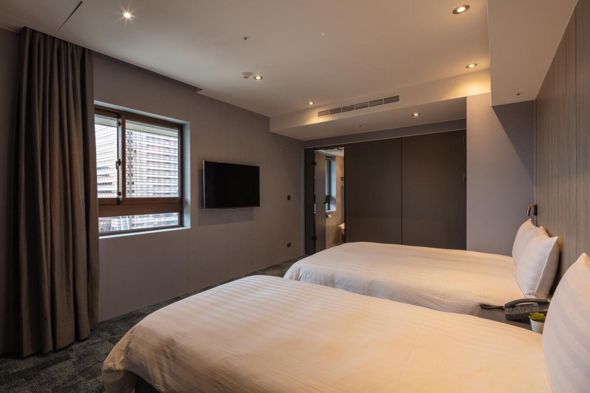 Roaders Plus Hotel - Taipei Station Quarto foto