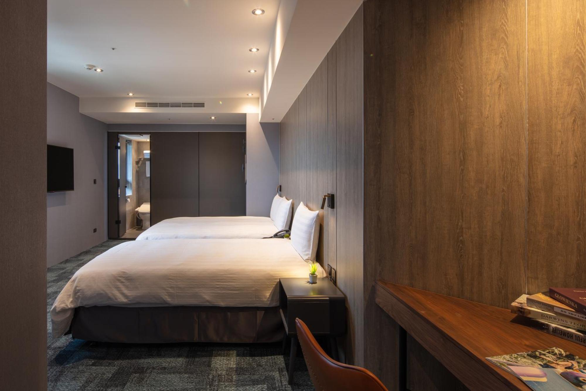 Roaders Plus Hotel - Taipei Station Quarto foto